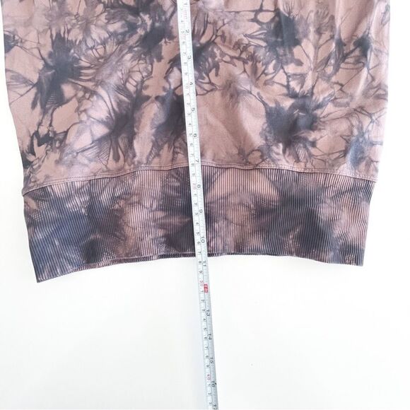 Pink active pants // size large // EUC - Picture 5 of 9